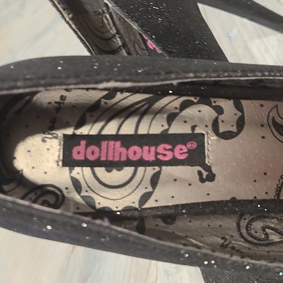 Dollhouse Sparkly Black platform Heels - Picture 2 of 8